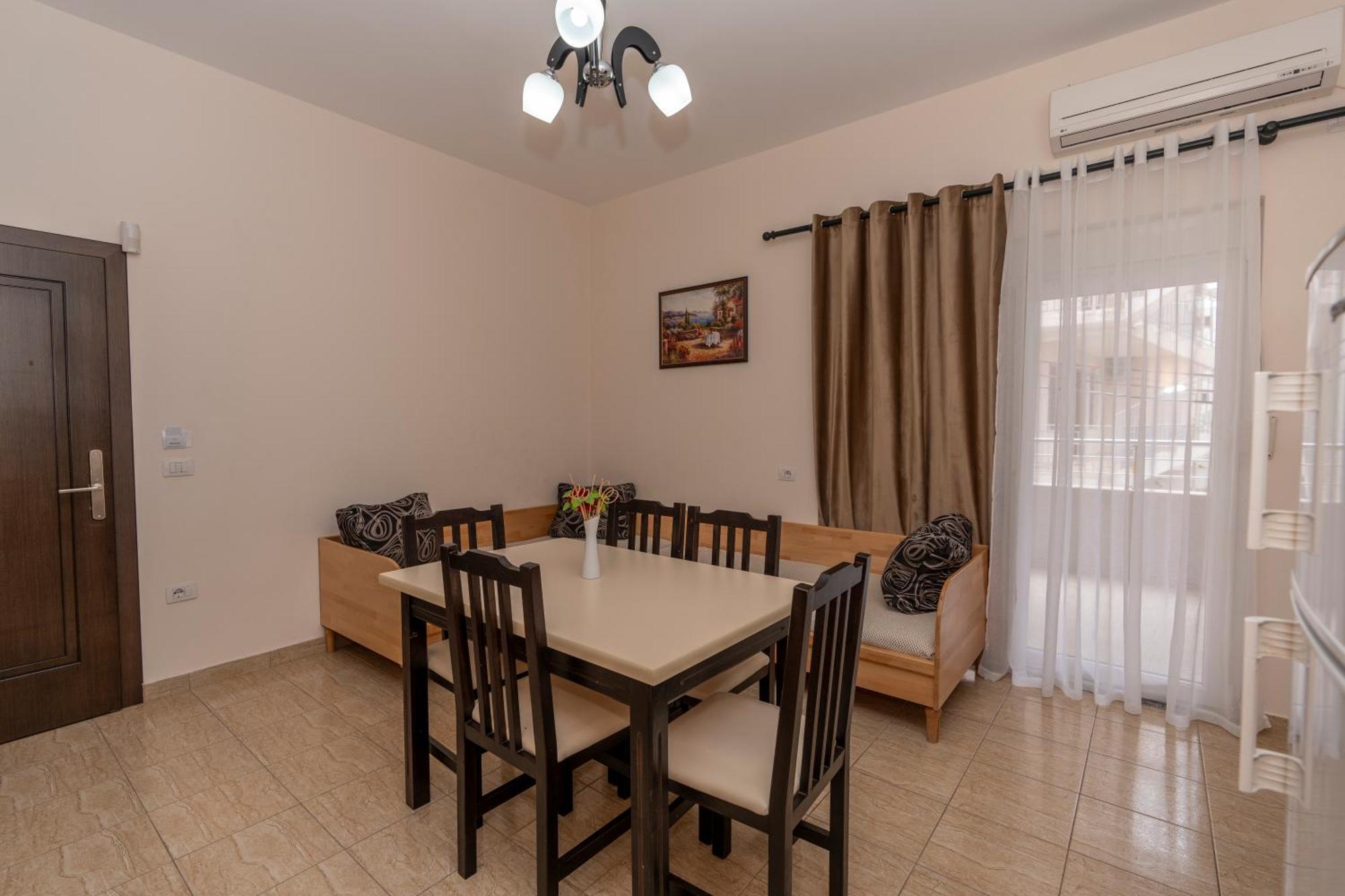 Albania Hotel *