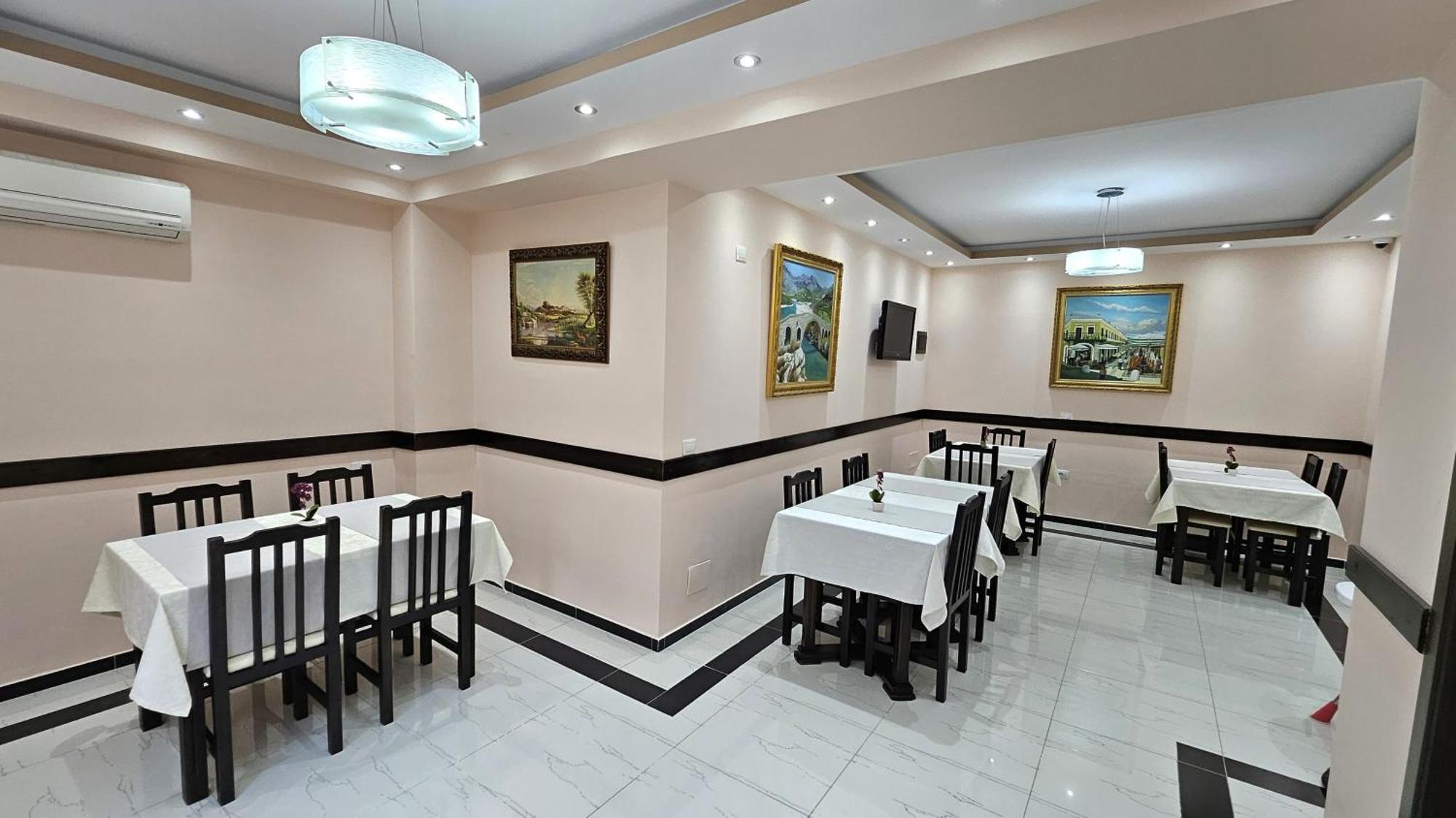 Hotel Albania *