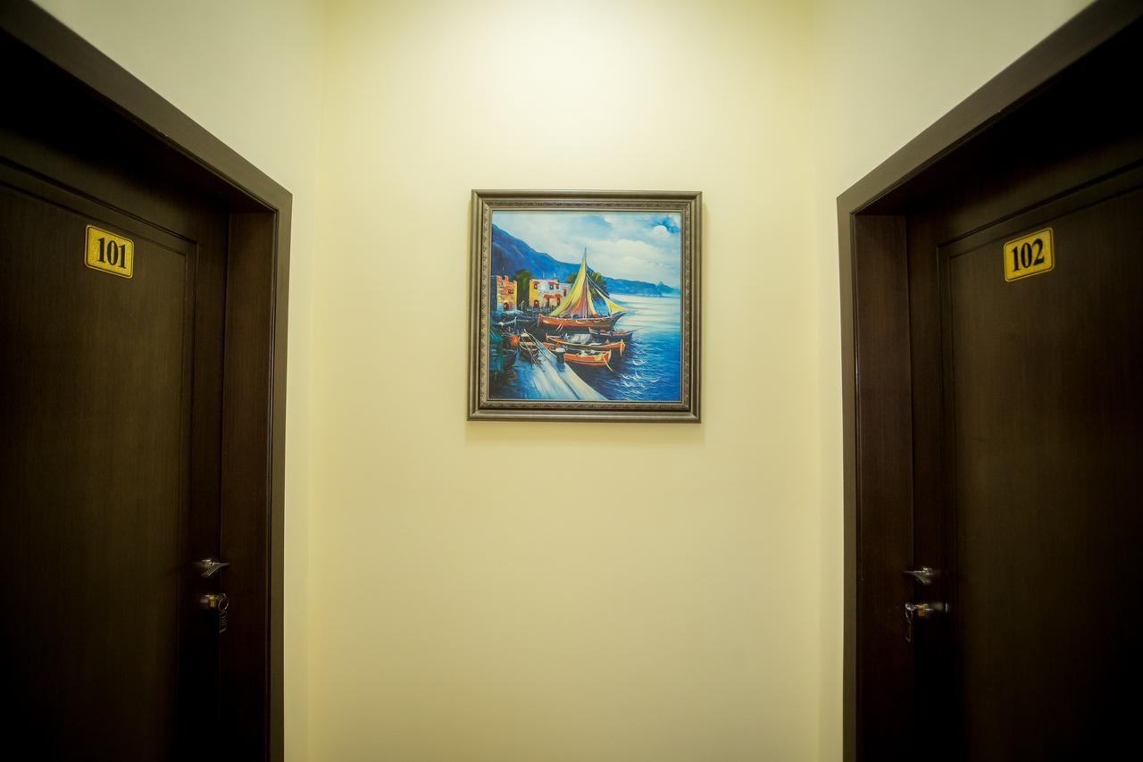 Albania Hotel *